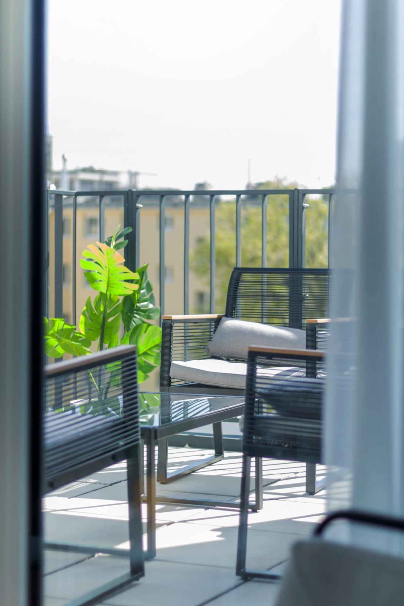 1 Min To Public Transport - 3 Min To Supermarket And Pharmacy - On-Site Parking For 19,90 Eur Вена Экстерьер фото